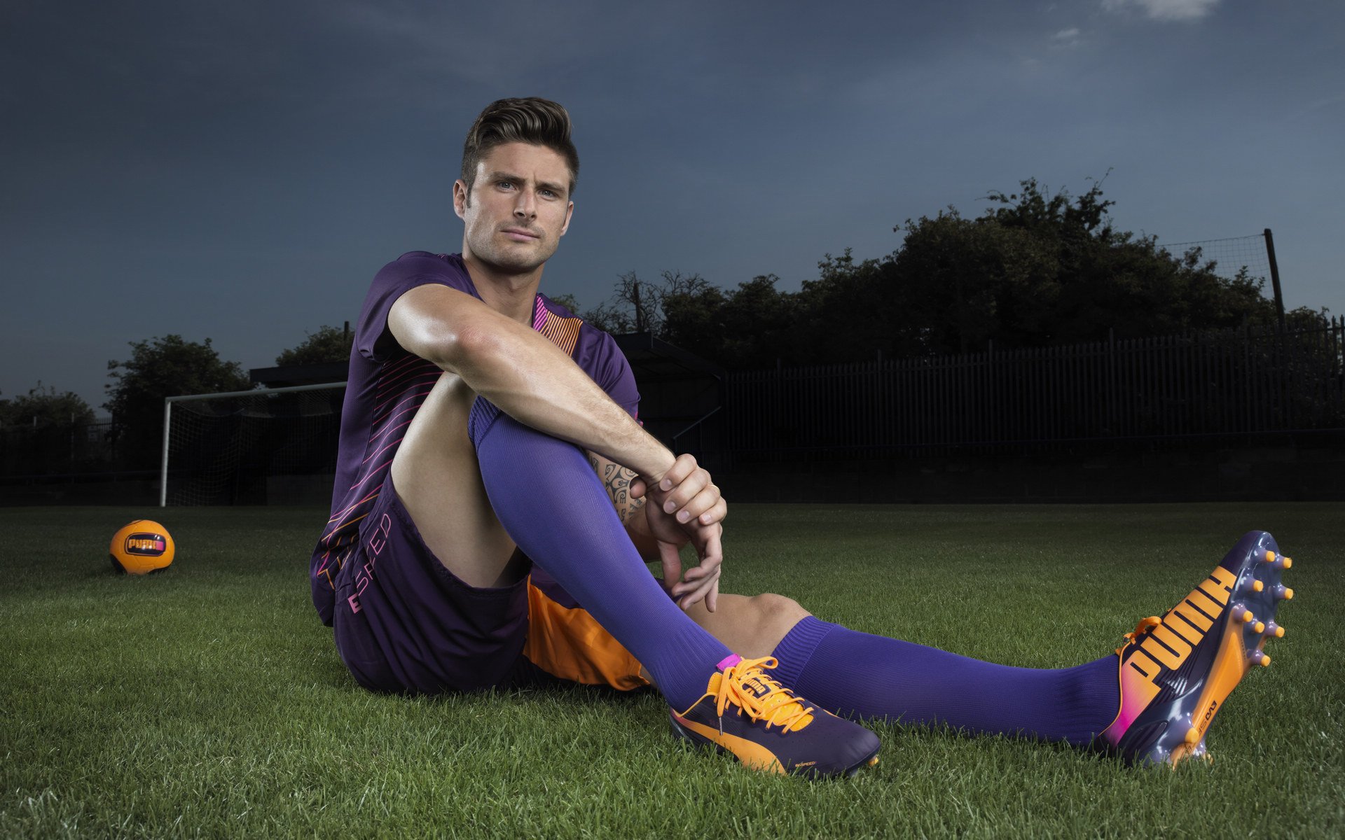 亚历克斯·格林伍德在防守端的稳定表现，令袋鼠队防线更为坚韧